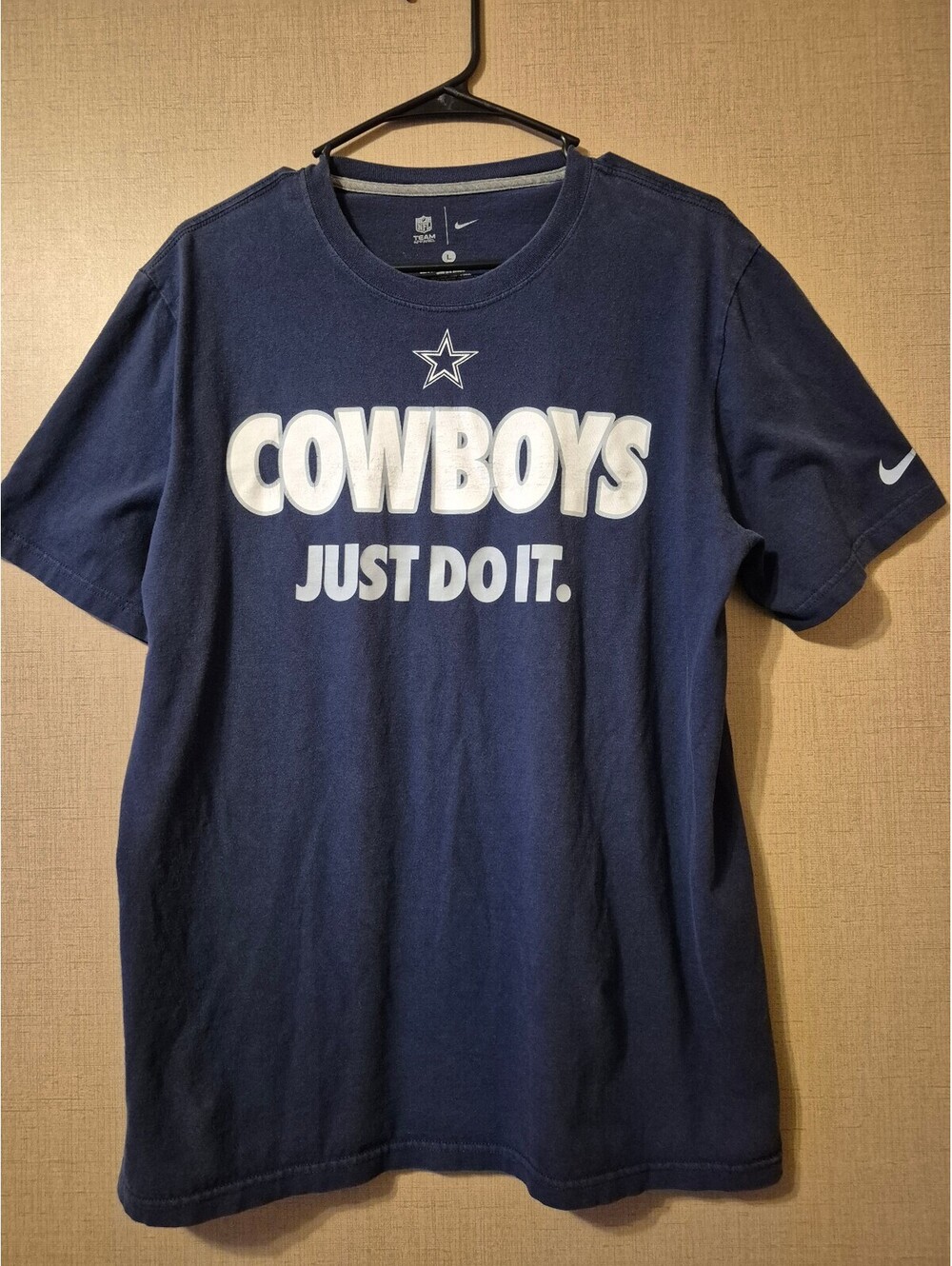 Nike NFL Dallas Cowboys Large Navy Blue Graphic T-Shirt